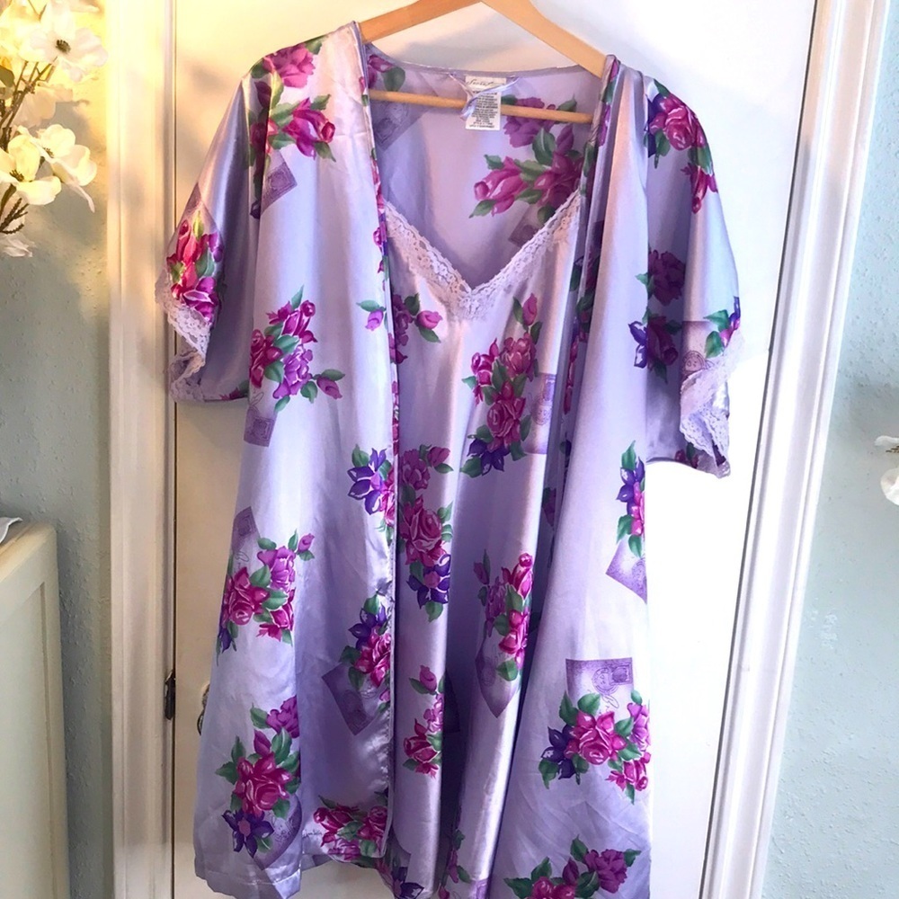 Floral Lace-Trim Satin Nightgown and Robe Set - Lavender with Pink Roses